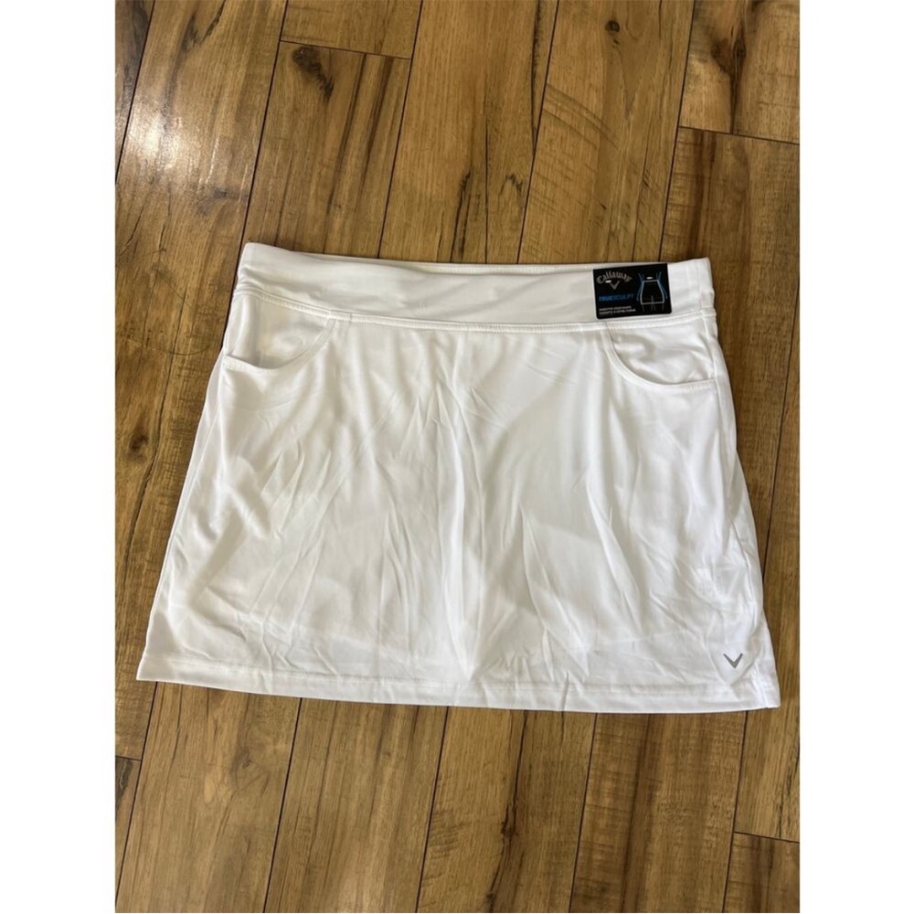 Callaway - Women's White Skort - NWT